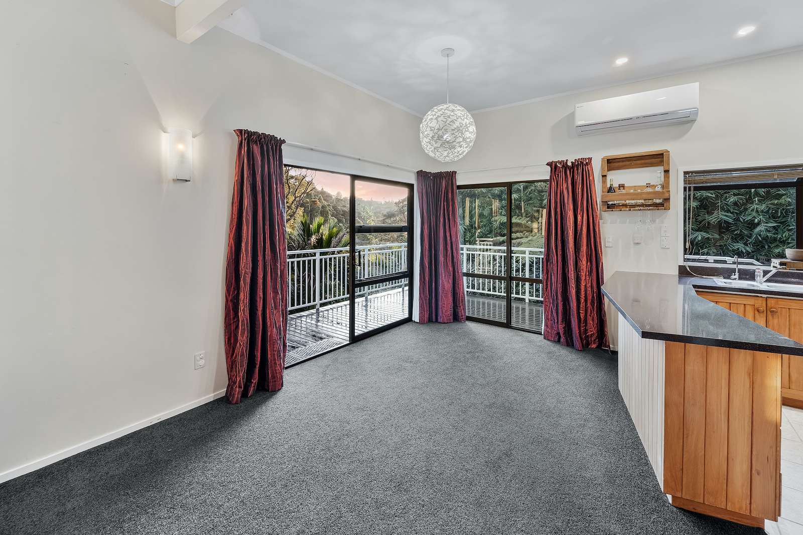 Virtual Staging Comparison